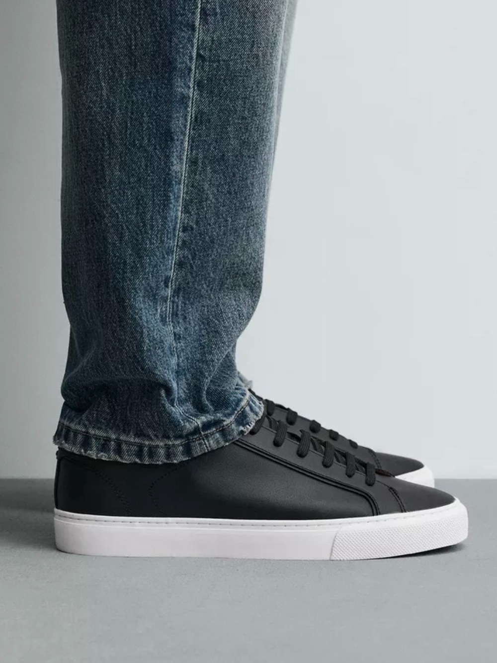 NWT Zara Men’s 11 Black Minimal Sneakers